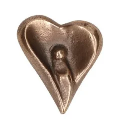 Bronze figur Hjerte der omslutter menneske