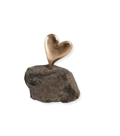 Bronzehjerte på lavasten, 11 cm