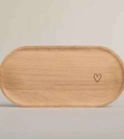 Egetræ, Oval tallerken med hjerte