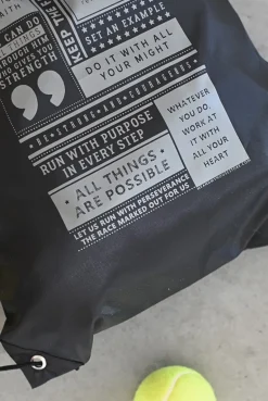 Gymnastiktaske i genbrugsplast: Fight the good fight