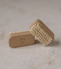 Lille neglebørste med hjerte