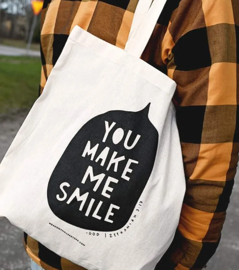 Mulepose : You make me smile