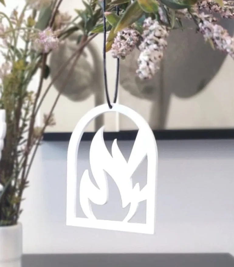 Pinseophæng, Tunger af ild, HVID