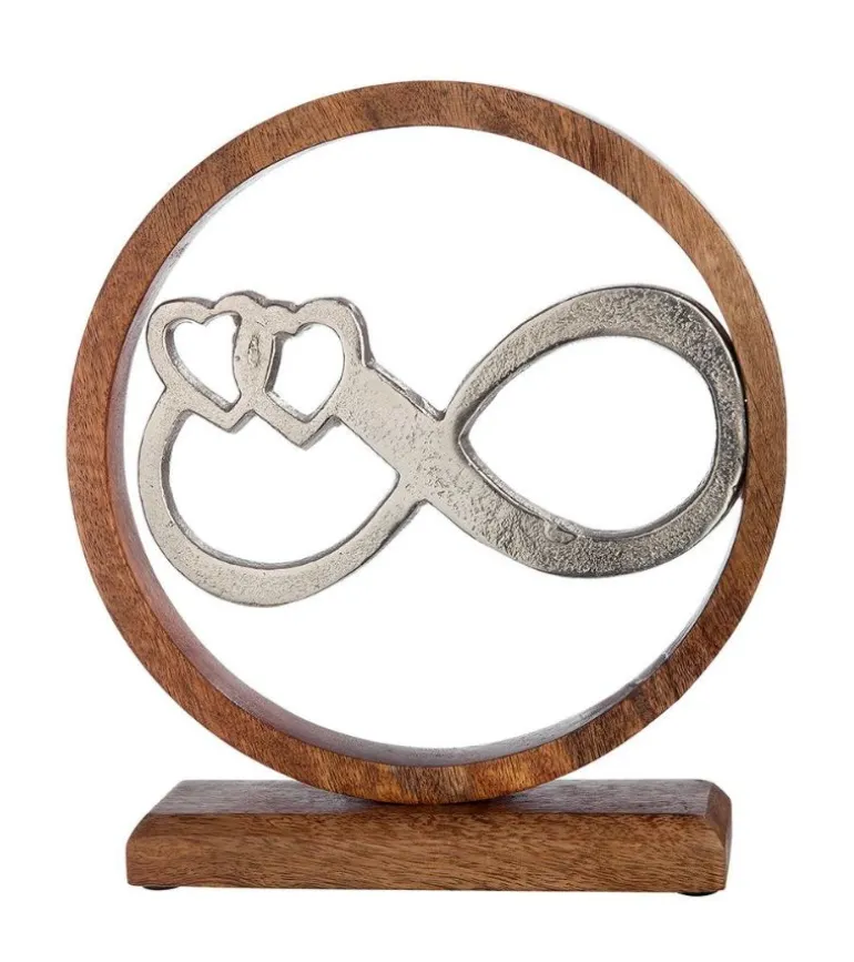 Skulptur “Uendelig kærlighed”