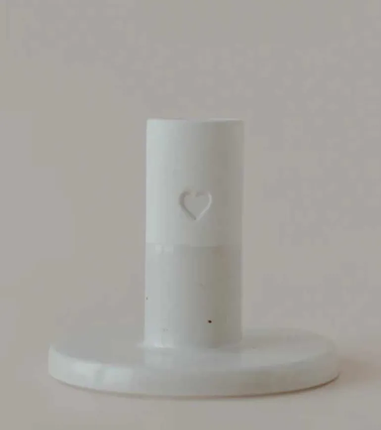 Stor lysestage med hjerte