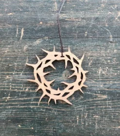 Tornekrone Påskeophæng, Eg